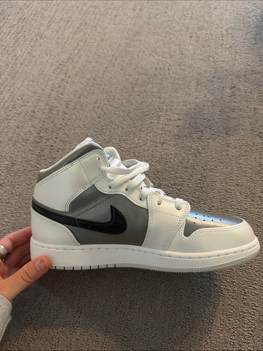 Brand new Nike High-Top Sneakers in White, Gray and Black